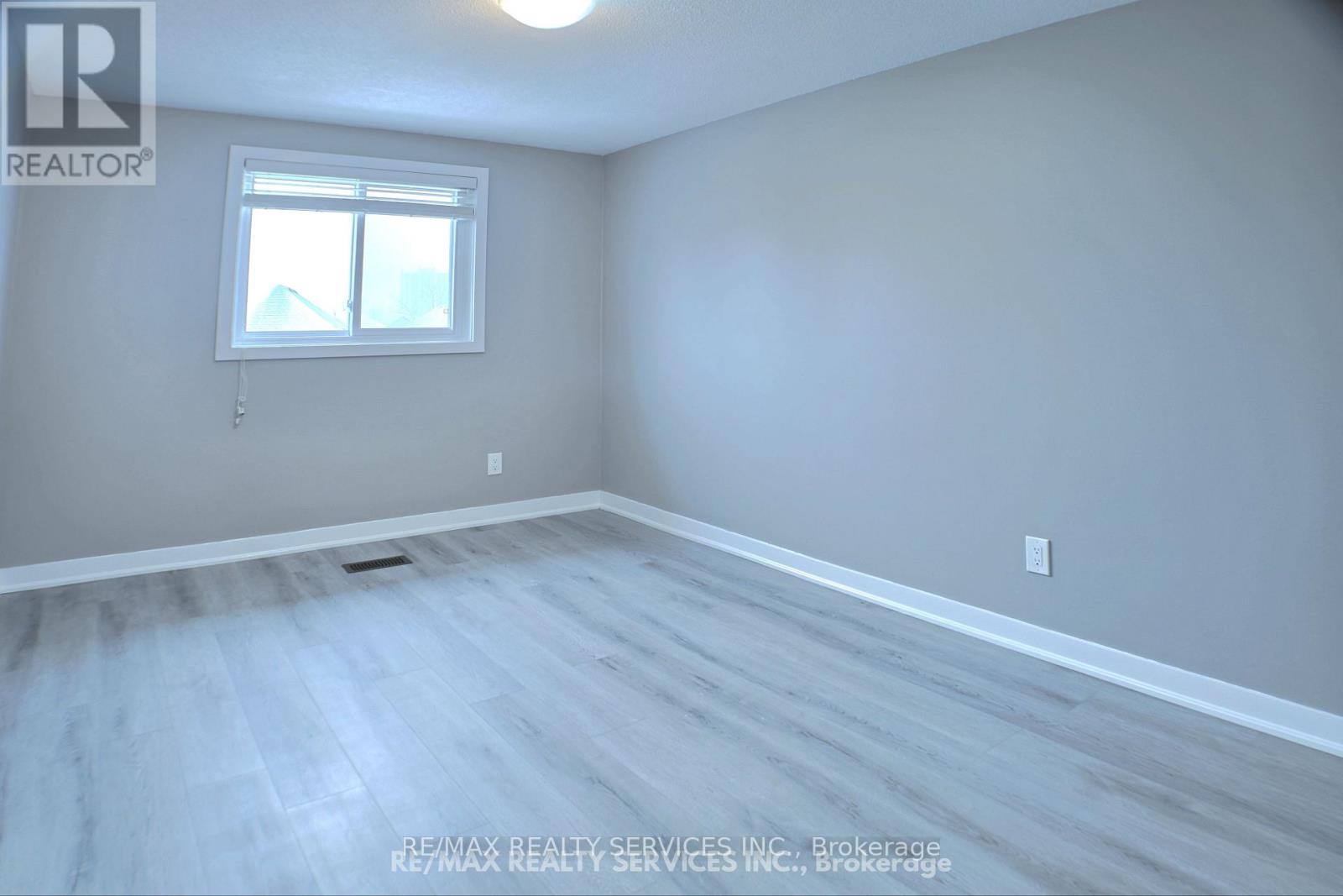 662 Elgin Street N, Cambridge, Ontario  N1R 7W5 - Photo 36 - X12803310