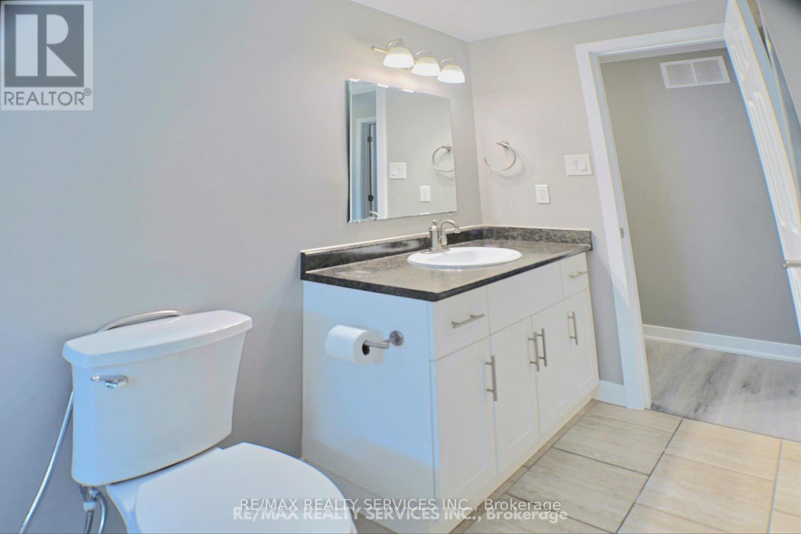 662 Elgin Street N, Cambridge, Ontario  N1R 7W5 - Photo 40 - X12803310