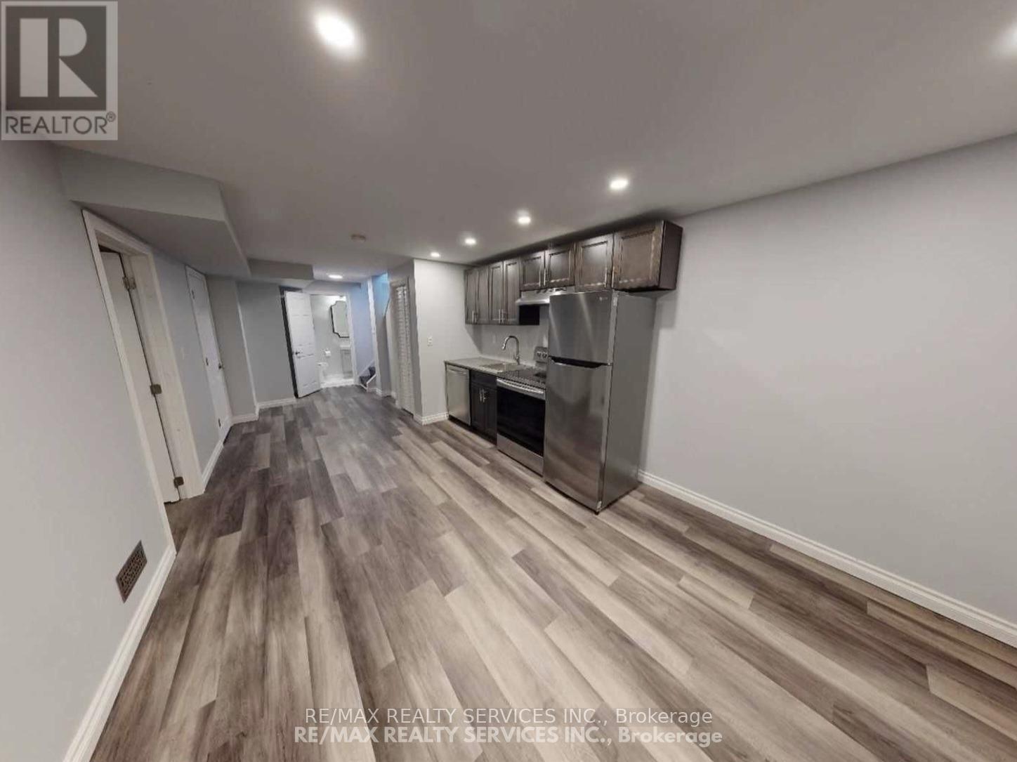 662 Elgin Street N, Cambridge, Ontario  N1R 7W5 - Photo 46 - X12803310