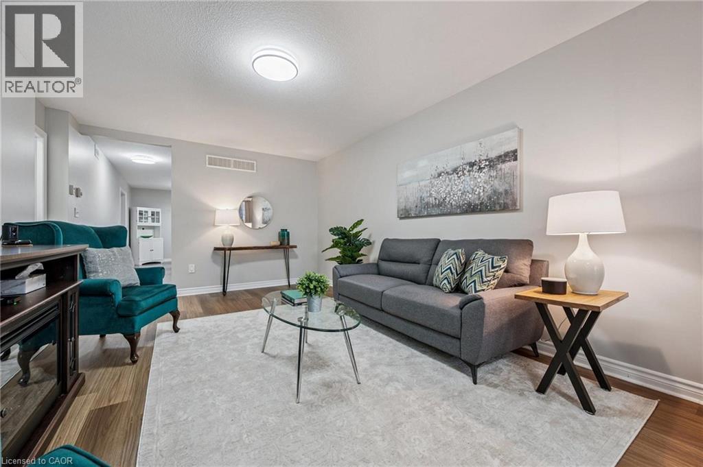 21 Wideman Boulevard, Guelph, Ontario  N1E 0J2 - Photo 3 - 40803739