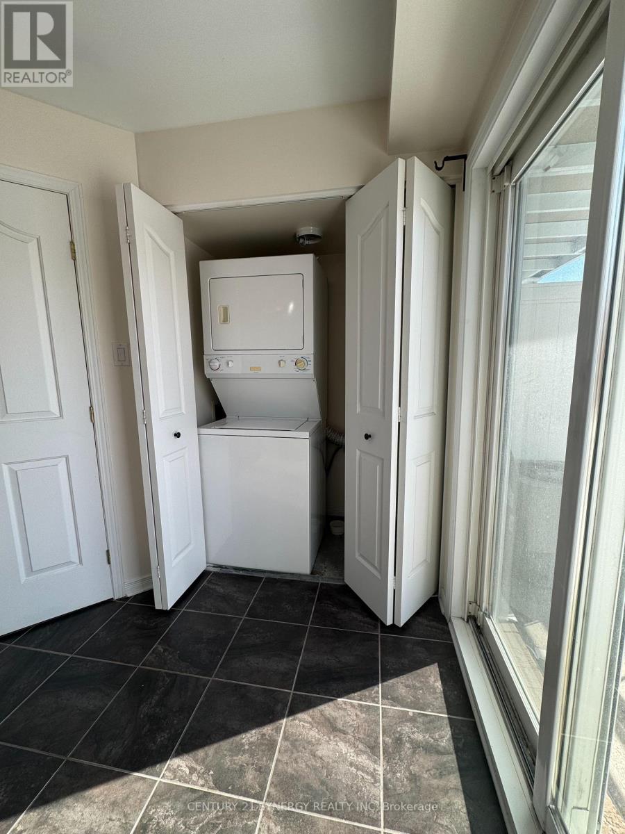 4 - 280 Tivoli Private, Ottawa, Ontario  K2E 0A6 - Photo 10 - X12803418