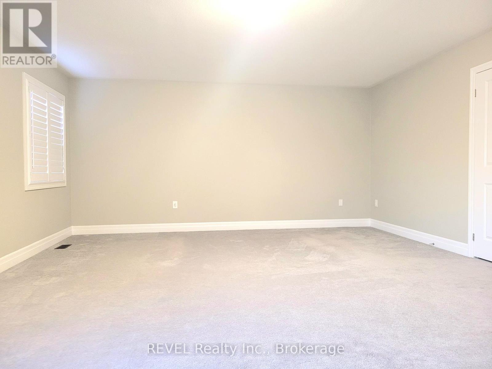 9275 White Oak Avenue, Niagara Falls (Lyons Creek), Ontario  L2G 3P6 - Photo 18 - X12803362