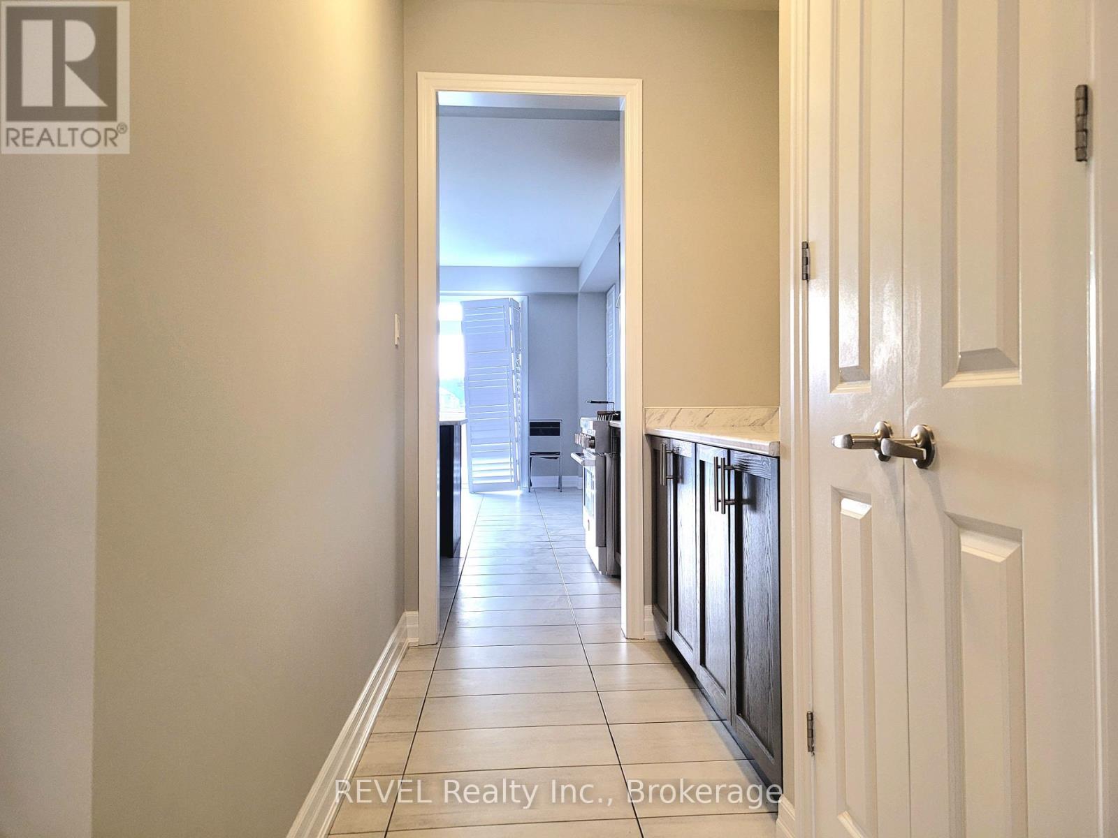 9275 White Oak Avenue, Niagara Falls (Lyons Creek), Ontario  L2G 3P6 - Photo 6 - X12803362