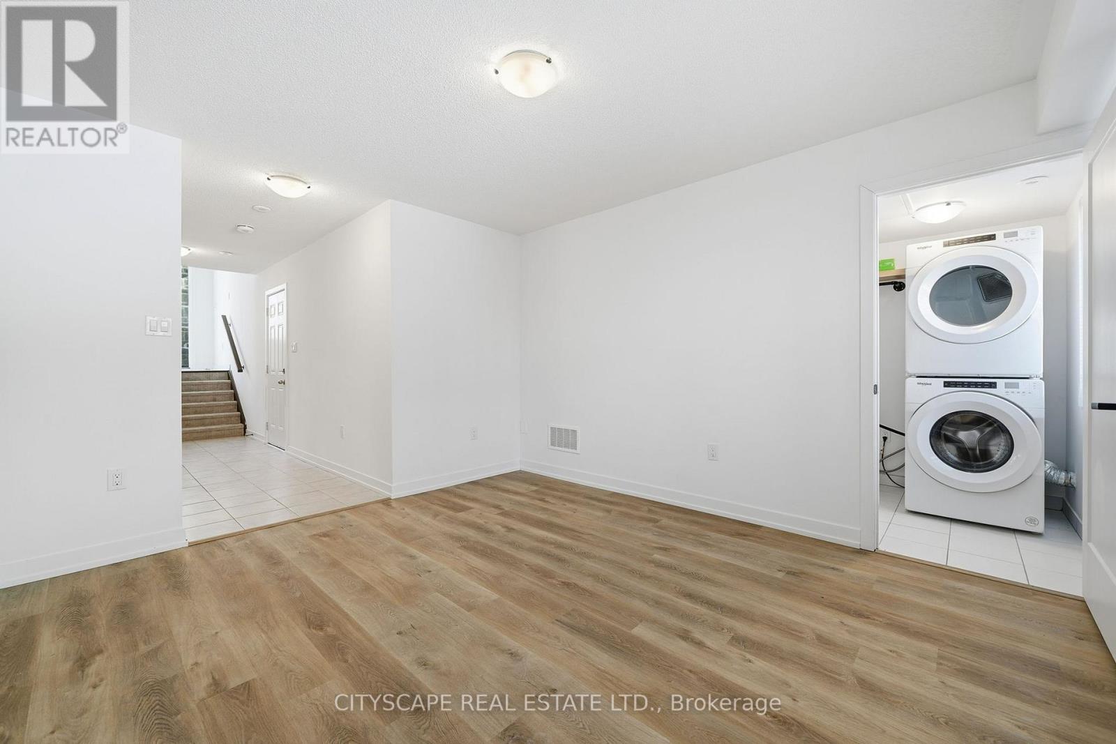 8 Andrew Knowles Lane, East Gwillimbury, Ontario  L0G 1M0 - Photo 10 - N12669922