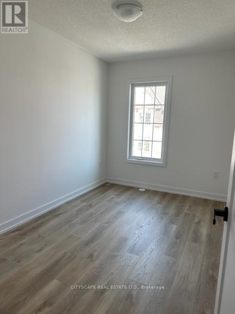 8 Andrew Knowles Lane, East Gwillimbury, Ontario  L0G 1M0 - Photo 18 - N12669922