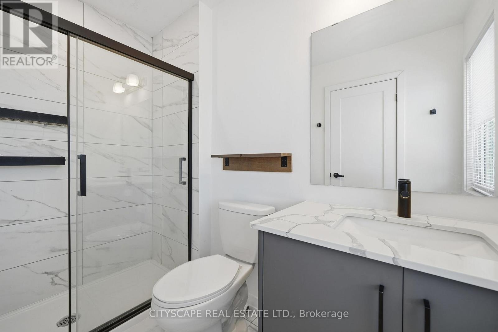 8 Andrew Knowles Lane, East Gwillimbury, Ontario  L0G 1M0 - Photo 6 - N12669922