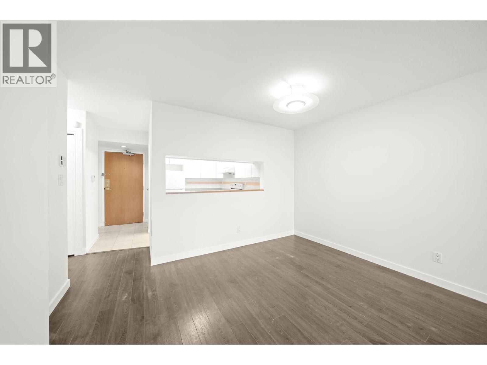 1101 9623 Manchester Drive, Burnaby, British Columbia  V3N 4Y8 - Photo 10 - R3091672