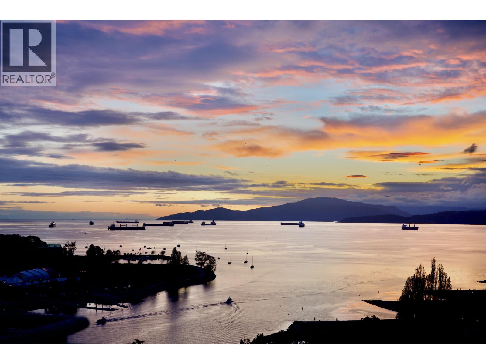 2103 907 BEACH AVENUE, Vancouver, British Columbia