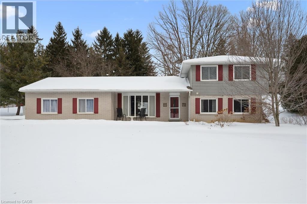 126 GRANDVIEW Drive, Conestogo, Ontario