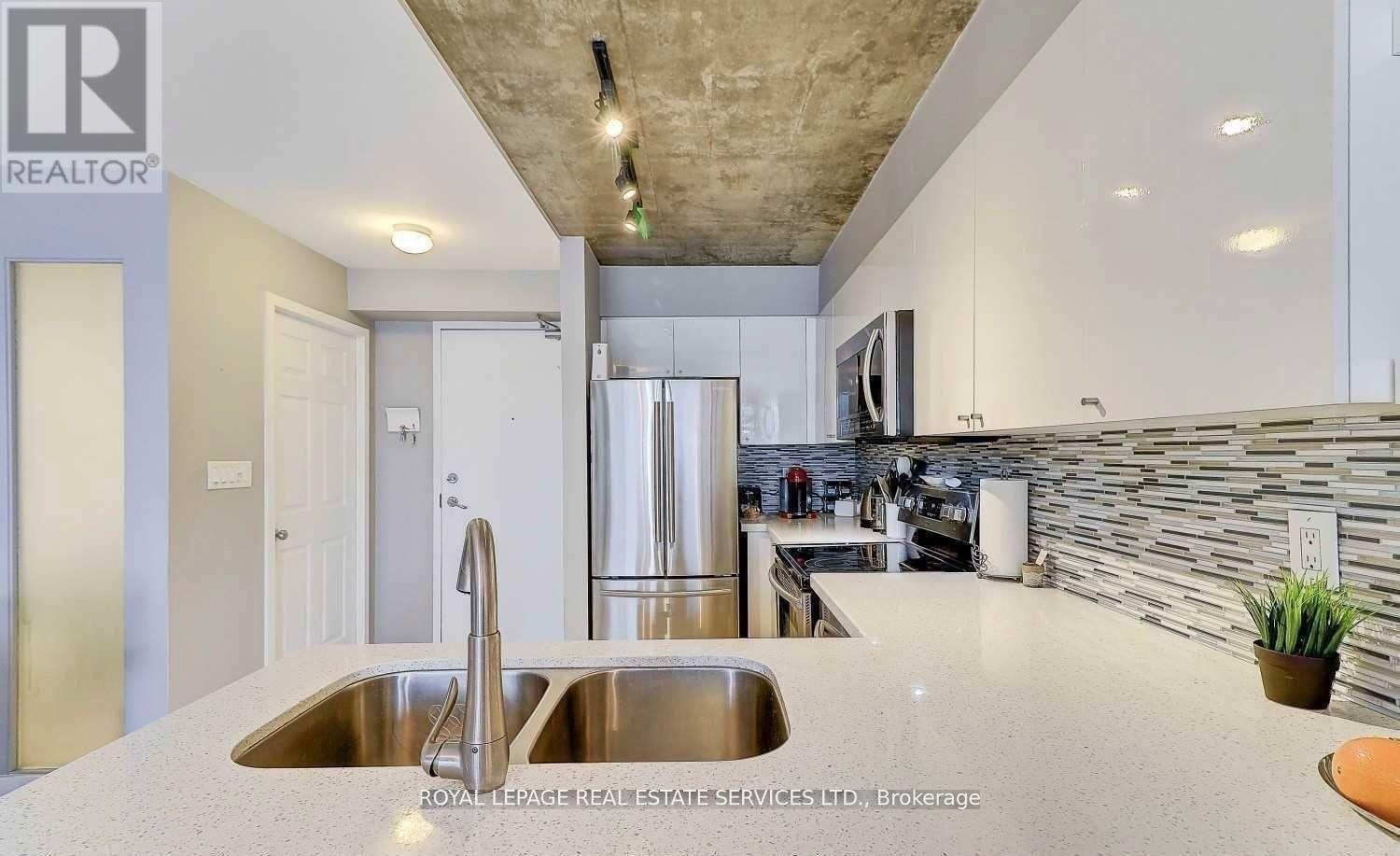 806 - 1029 King Street W, Toronto, Ontario  M6K 3M9 - Photo 15 - C12803336