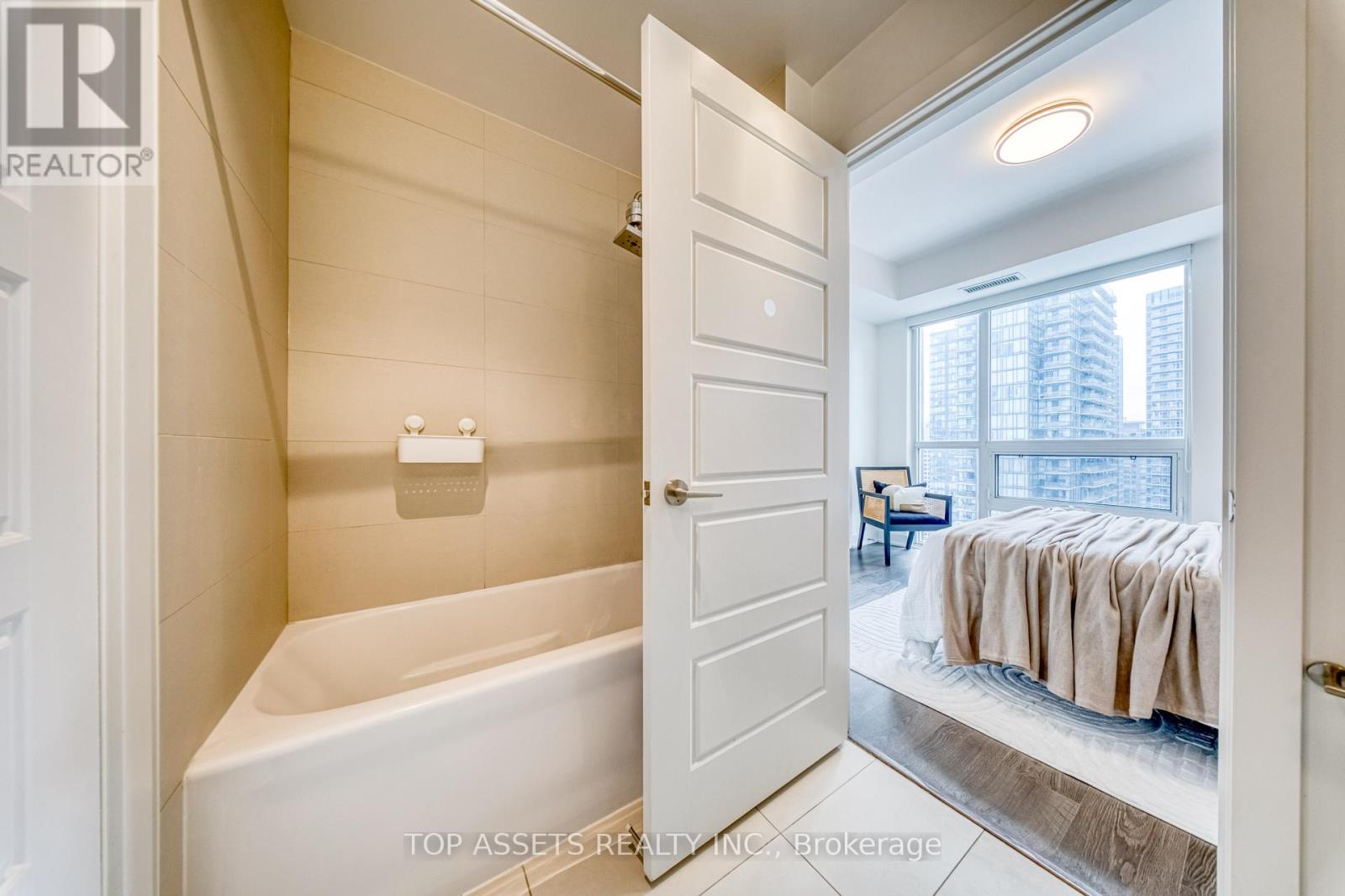 3006 - 318 Richmond Street W, Toronto, Ontario  M5V 0B4 - Photo 26 - C12803340