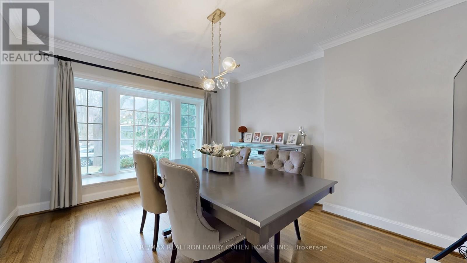 156 Cortleigh Boulevard, Toronto, Ontario  M5N 1P5 - Photo 4 - C12803342