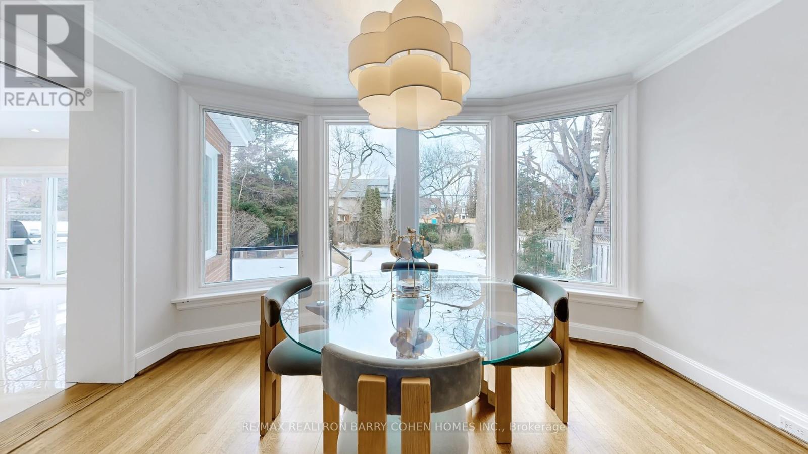 156 Cortleigh Boulevard, Toronto, Ontario  M5N 1P5 - Photo 8 - C12803342