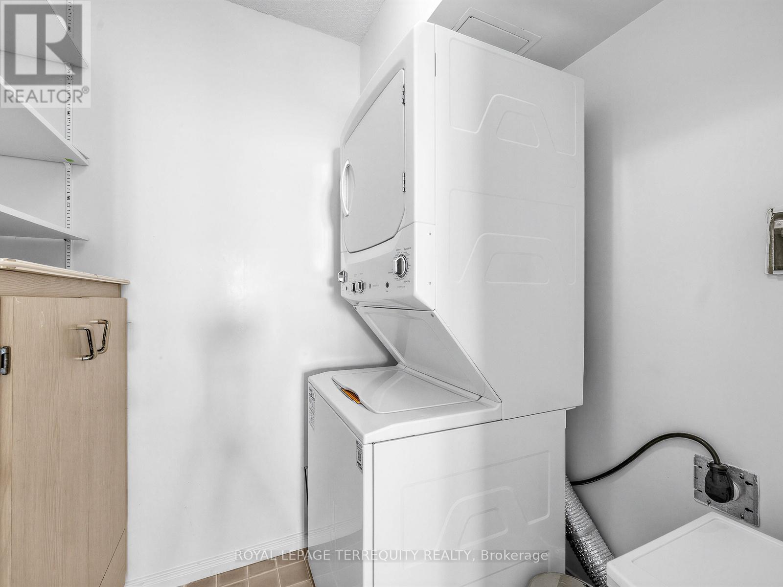 1708 - 100 Upper Madison Avenue, Toronto, Ontario  M2N 6M4 - Photo 21 - C12803380