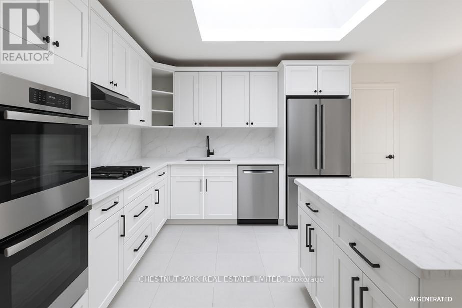 5 Stratheden Road, Toronto, Ontario  M4N 1E2 - Photo 9 - C12803384