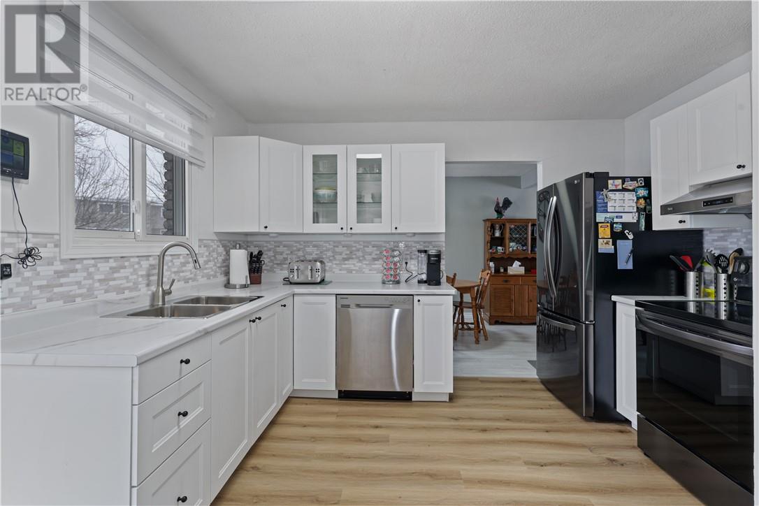 407 Barber Street, Espanola, Ontario  P5E 1B9 - Photo 16 - 2126492