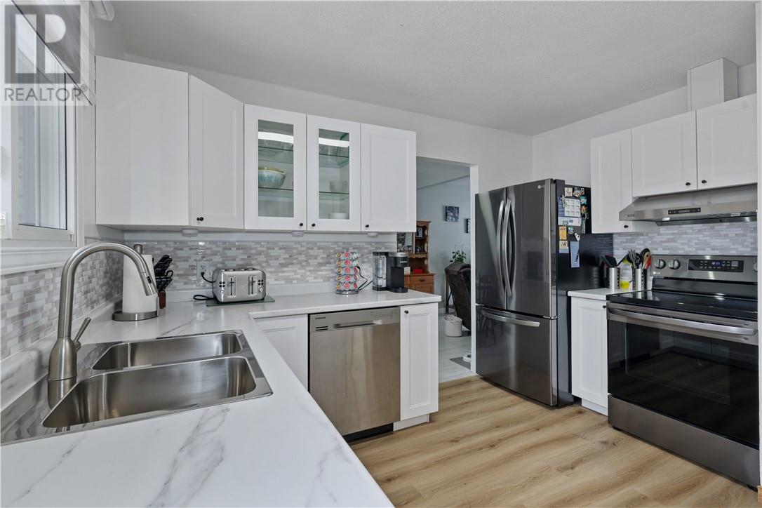 407 Barber Street, Espanola, Ontario  P5E 1B9 - Photo 17 - 2126492