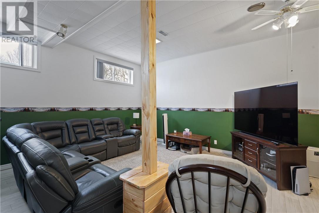 407 Barber Street, Espanola, Ontario  P5E 1B9 - Photo 29 - 2126492