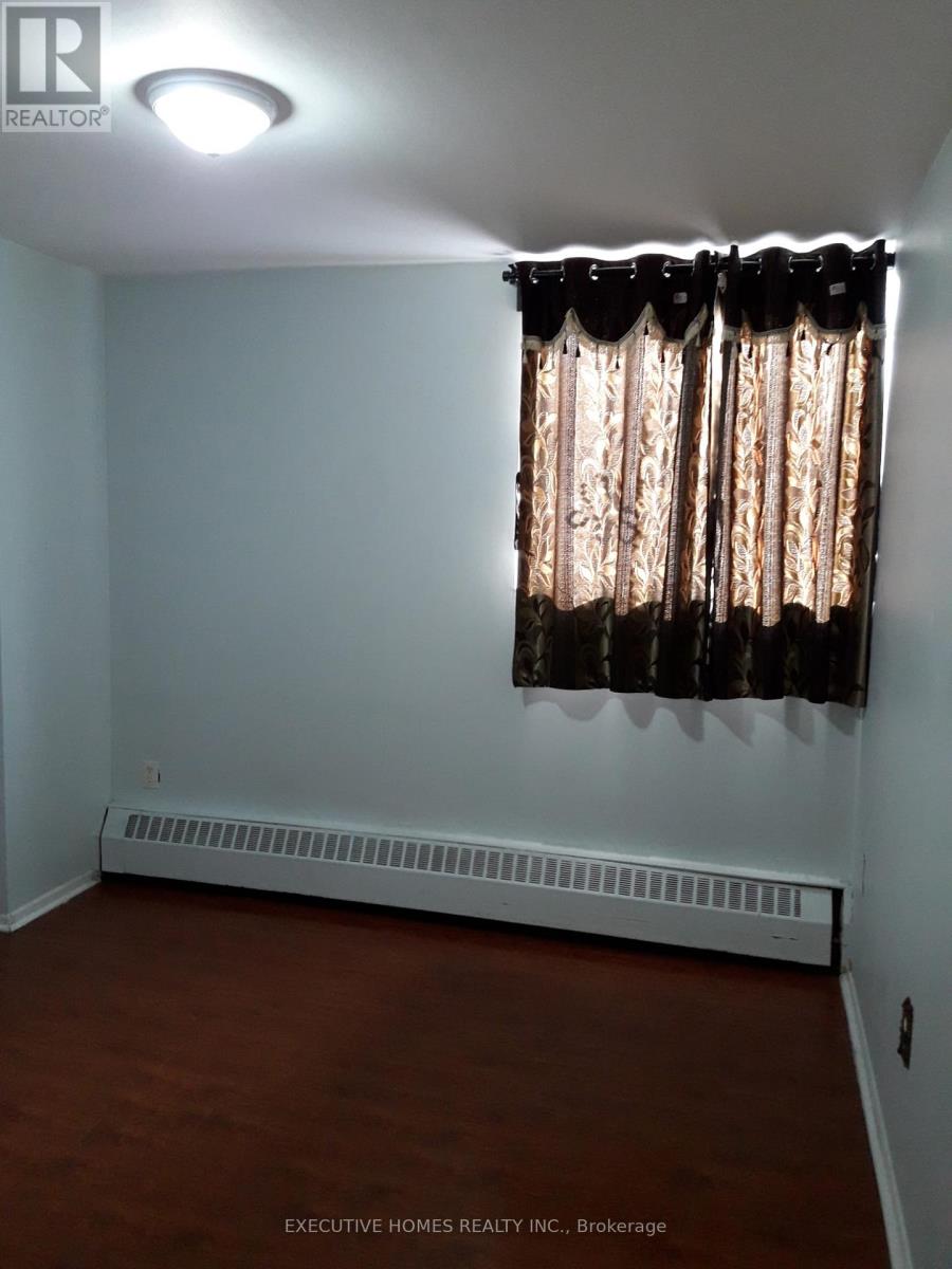 110 - 100 Dundalk Drive, Toronto, Ontario  M1P 4V2 - Photo 4 - E12803338