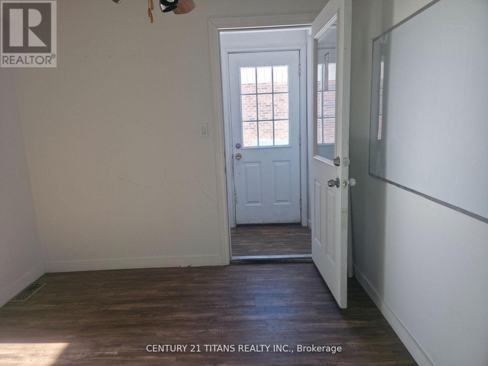 1327 Commerce Street, Pickering (Bay Ridges), Ontario  L1W 1E1 - Photo 13 - E12803378