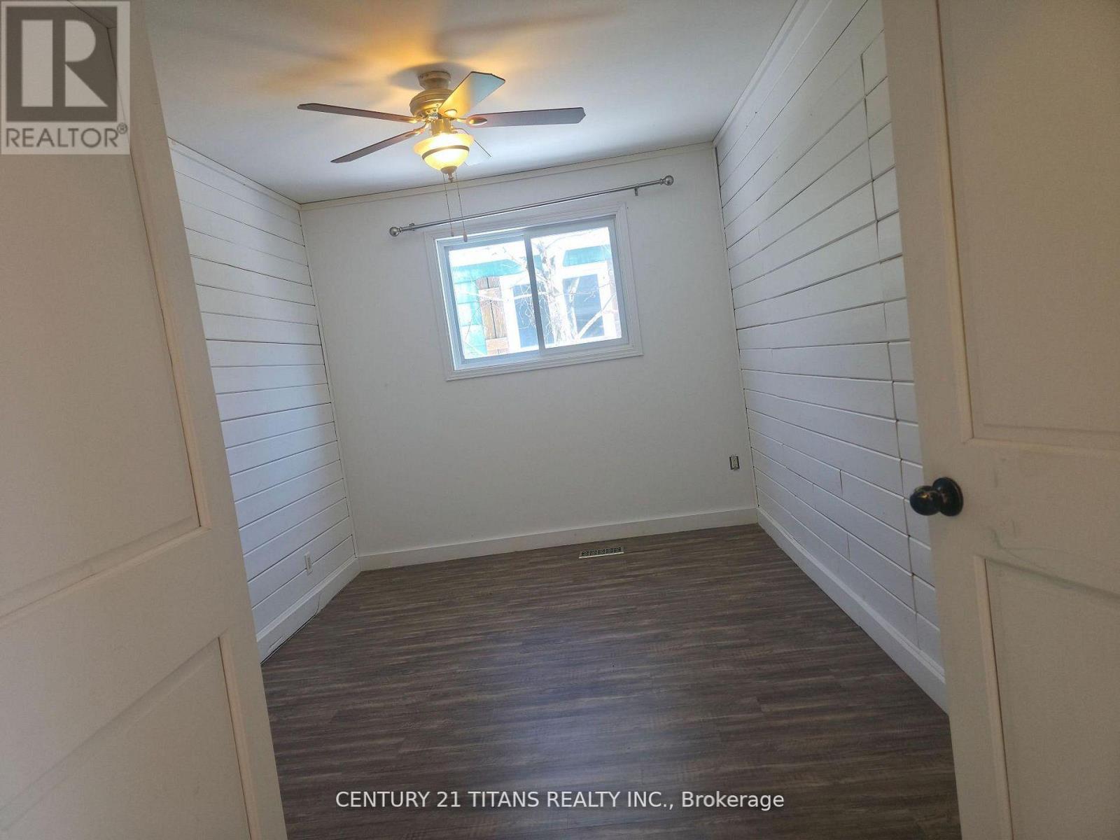 1327 Commerce Street, Pickering (Bay Ridges), Ontario  L1W 1E1 - Photo 8 - E12803378