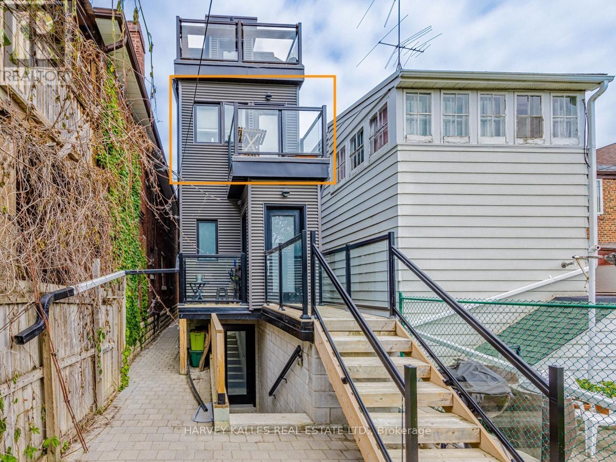 2 - 160 Lansdowne Avenue, Toronto, Ontario  M6K 2V9 - Photo 24 - W12667990