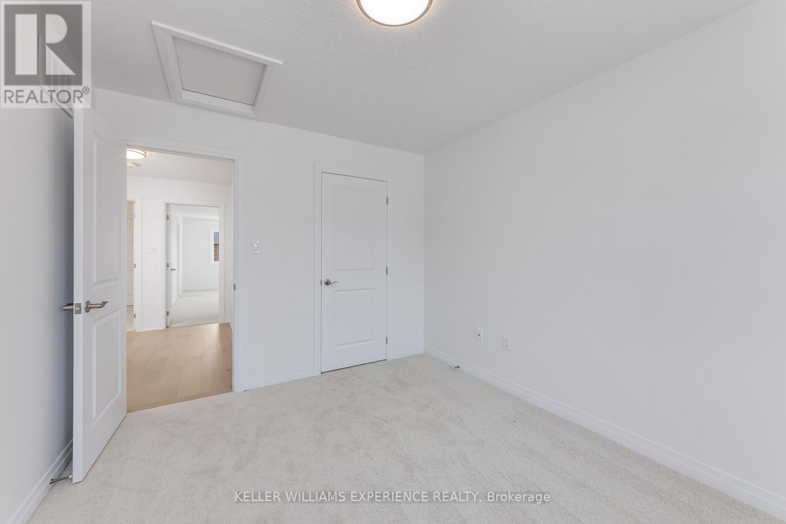 58 Sagewood Avenue, Barrie, Ontario  L9J 0K5 - Photo 24 - S12803386