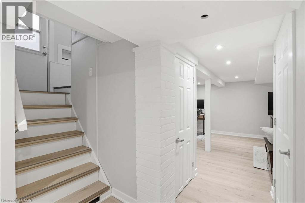 181 Grosvenor Avenue S, Hamilton, Ontario  L8M 3L4 - Photo 36 - 40805929