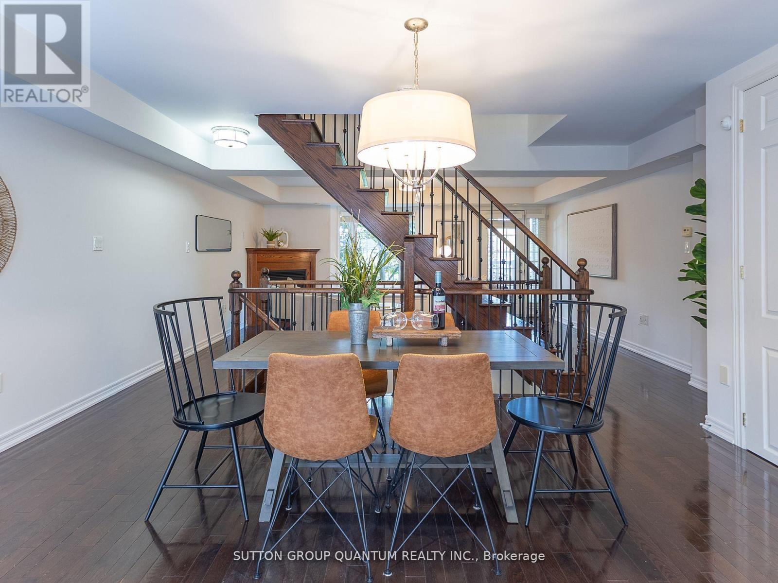 50 Rosewood Avenue, Mississauga, Ontario  L5G 4W3 - Photo 8 - W12803328