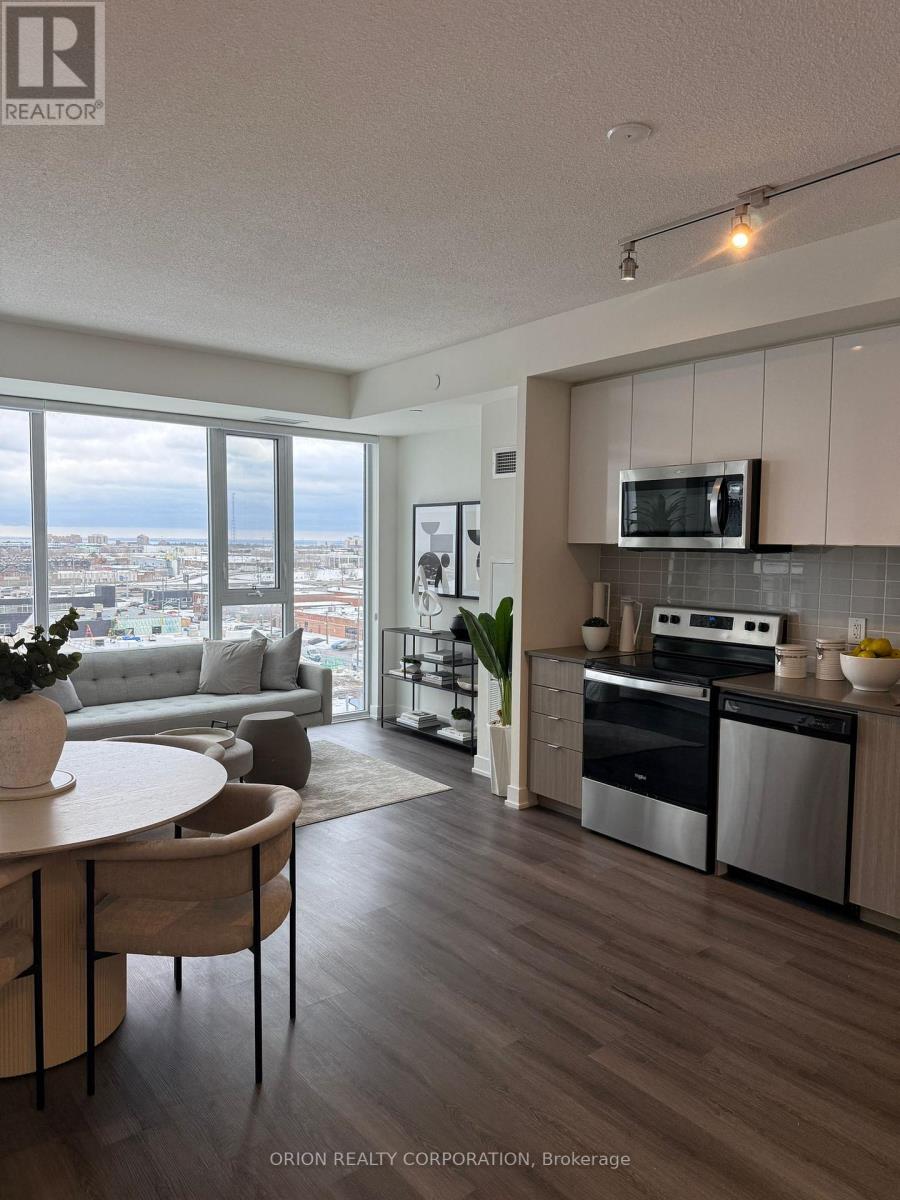 613 - 859 The Queensway, Toronto, Ontario  M8Z 1N8 - Photo 3 - W12803352