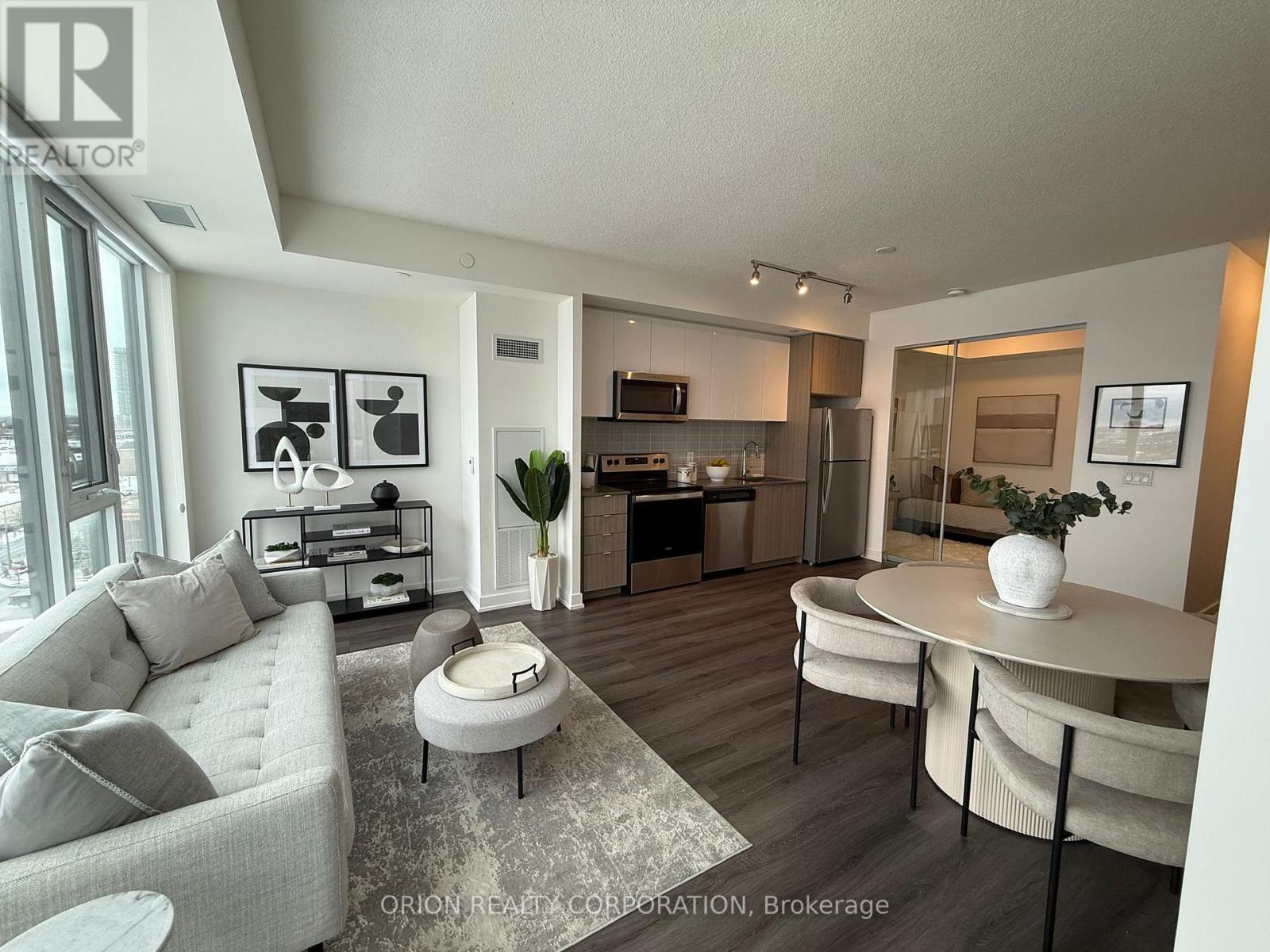 613 - 859 The Queensway, Toronto, Ontario  M8Z 1N8 - Photo 7 - W12803352