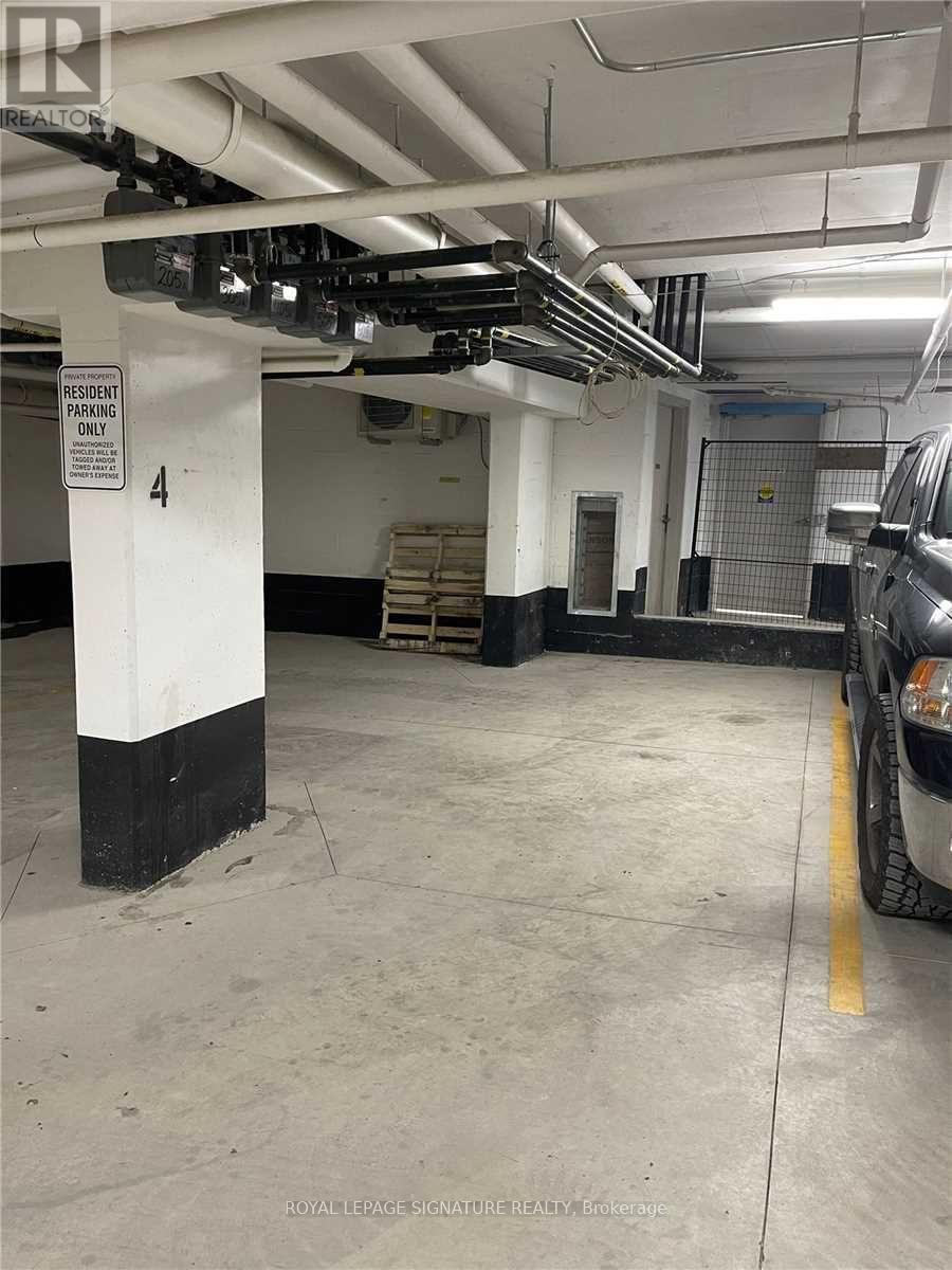 A105 - 160 Canon Jackson Drive, Toronto, Ontario  M6M 0B6 - Photo 10 - W12803356