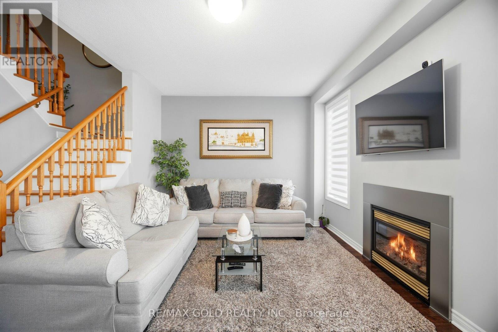 27 Frostbite Lane, Brampton, Ontario  L6R 3L8 - Photo 13 - W12803414