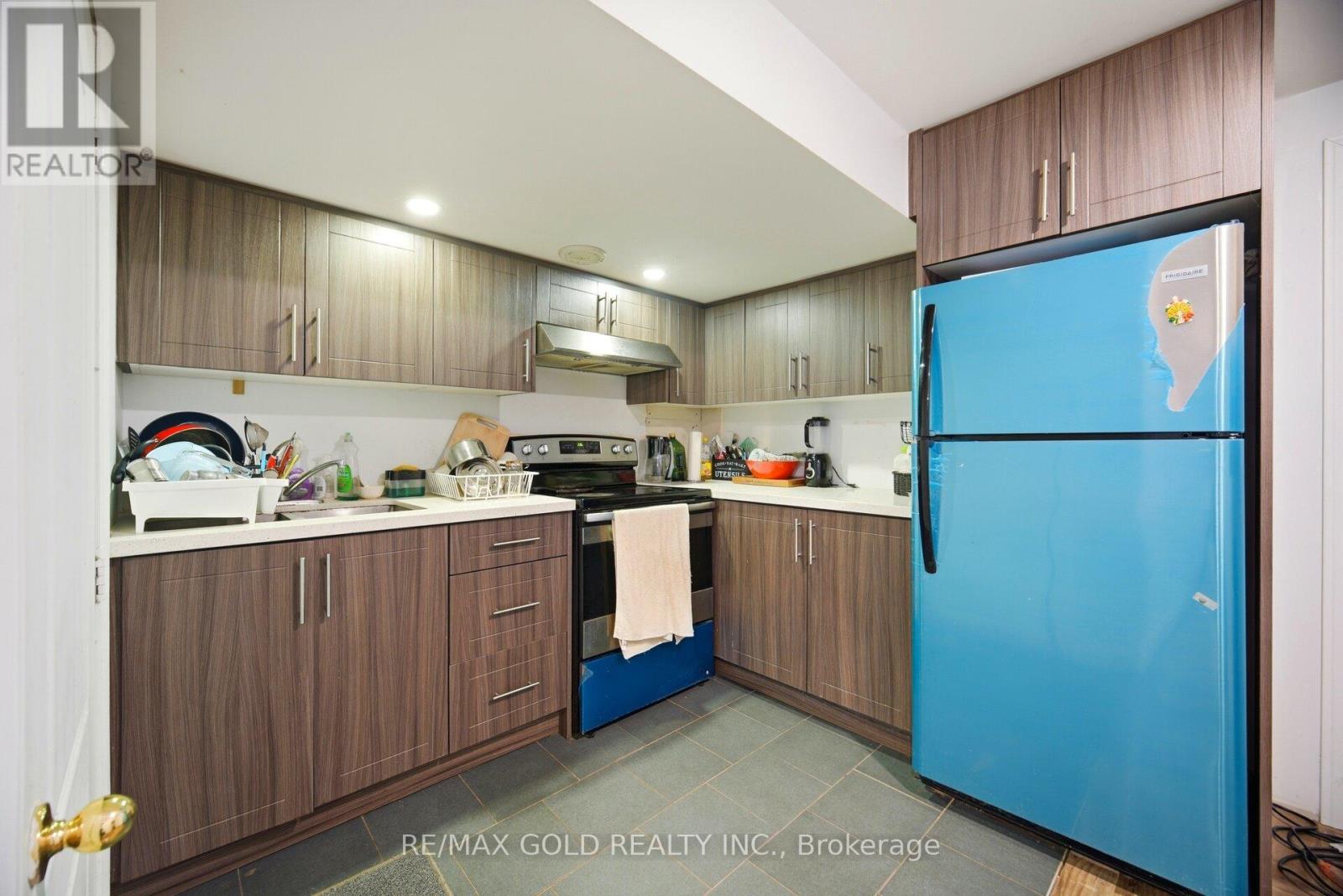 27 Frostbite Lane, Brampton, Ontario  L6R 3L8 - Photo 39 - W12803414