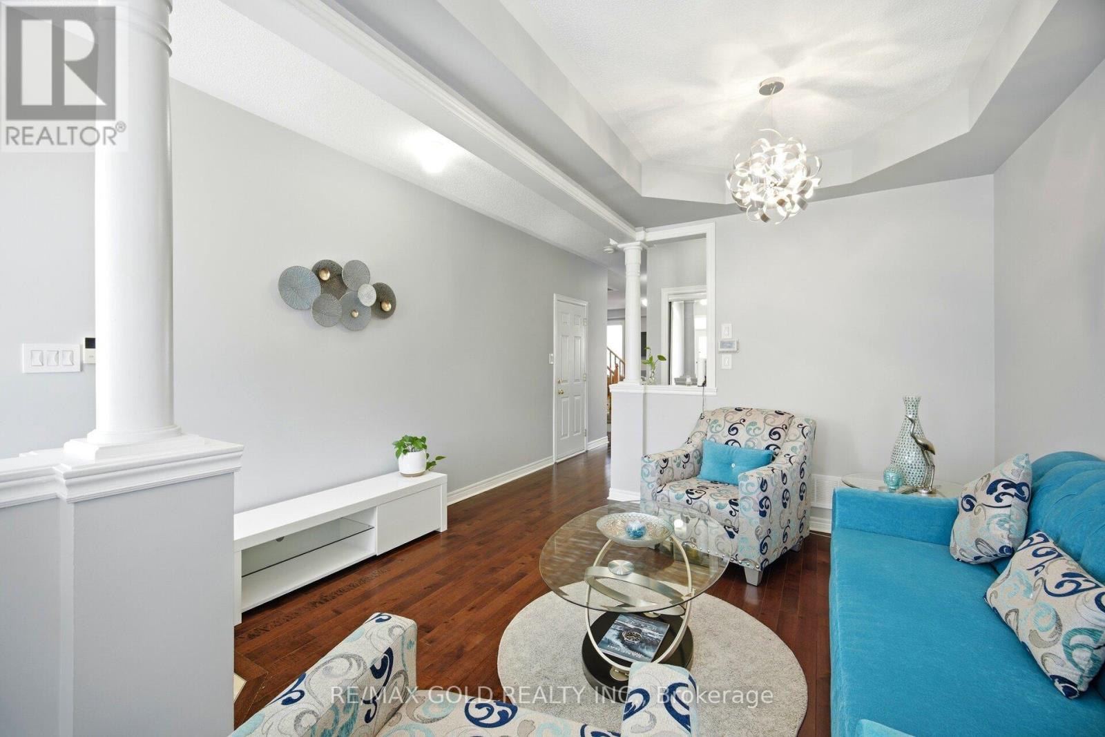 27 Frostbite Lane, Brampton, Ontario  L6R 3L8 - Photo 8 - W12803414