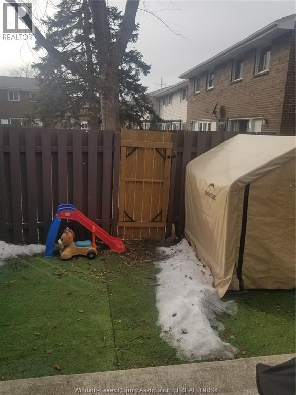 2739 Meadowbrook Lane, Windsor, Ontario  N8T 2Y6 - Photo 24 - 26003589