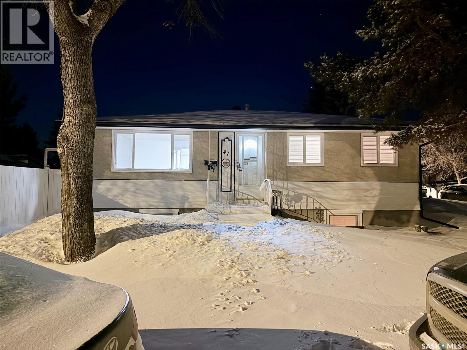 41 Cartier CRESCENT, Saskatoon, Saskatchewan