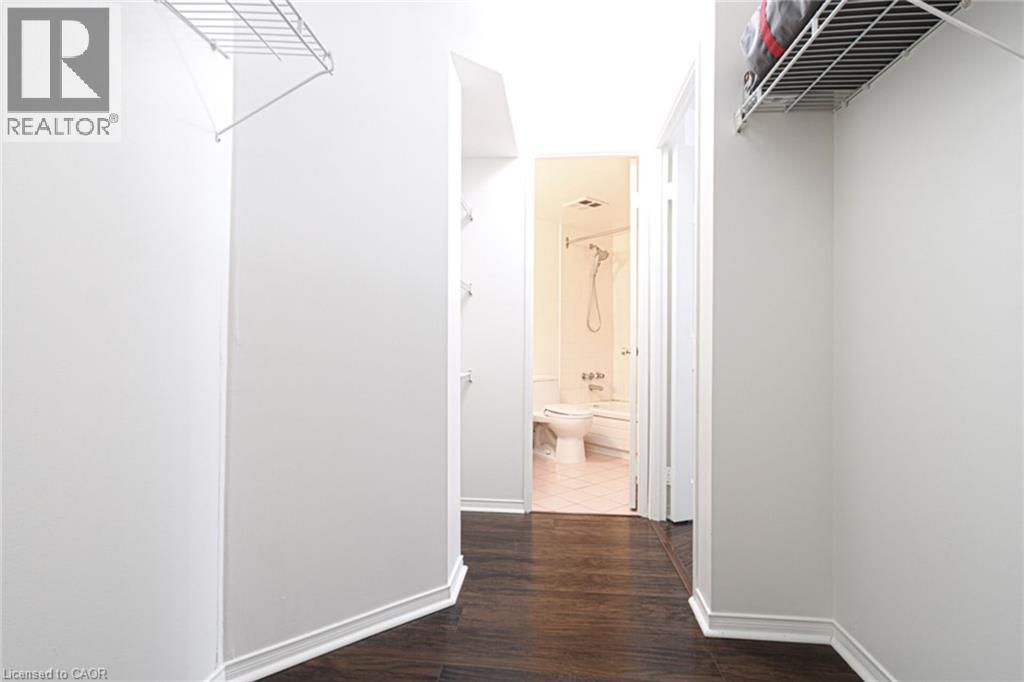 1485 E Lakeshore Road E Unit# 216, Mississauga, Ontario  L5E 3G2 - Photo 18 - 40803527