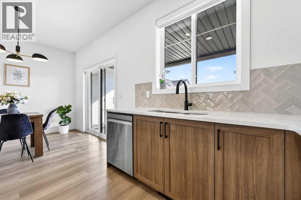 1604, 201 Cooperswood Green Sw, Airdrie, Alberta  T4B 3Y6 - Photo 11 - A2283639