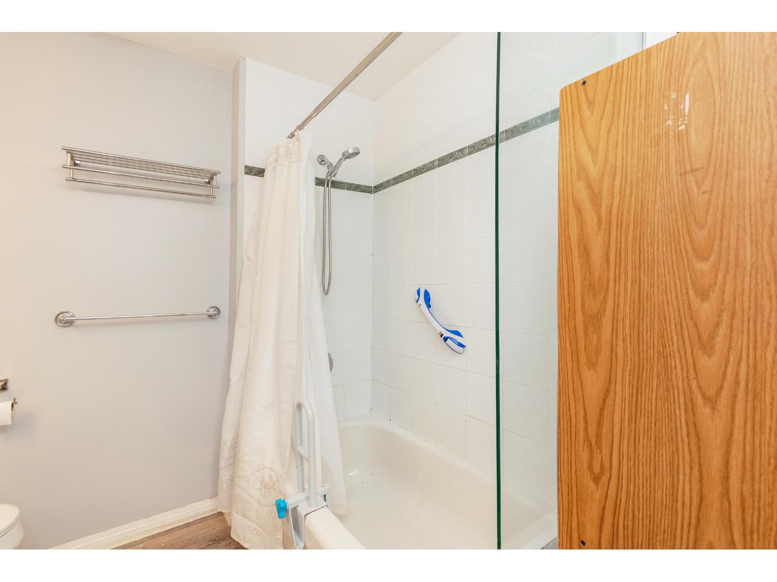 404 8880 202 Street, Langley, British Columbia  V1M 4E7 - Photo 18 - R3091607