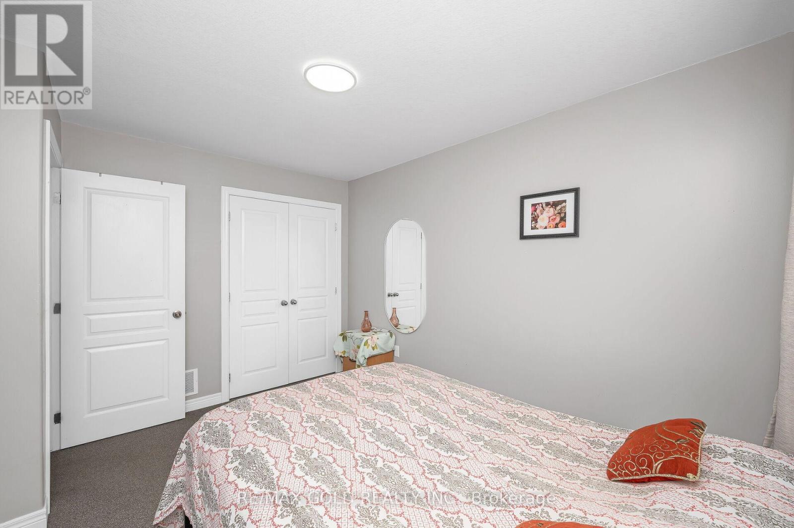 31 Donald Bell Drive, Hamilton, Ontario  L0R 1C0 - Photo 23 - X12803422