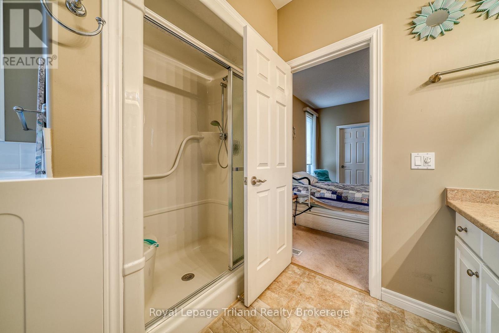 54 - 570 Spitfire Street, Woodstock, Ontario  N4T 0C2 - Photo 14 - X12803474