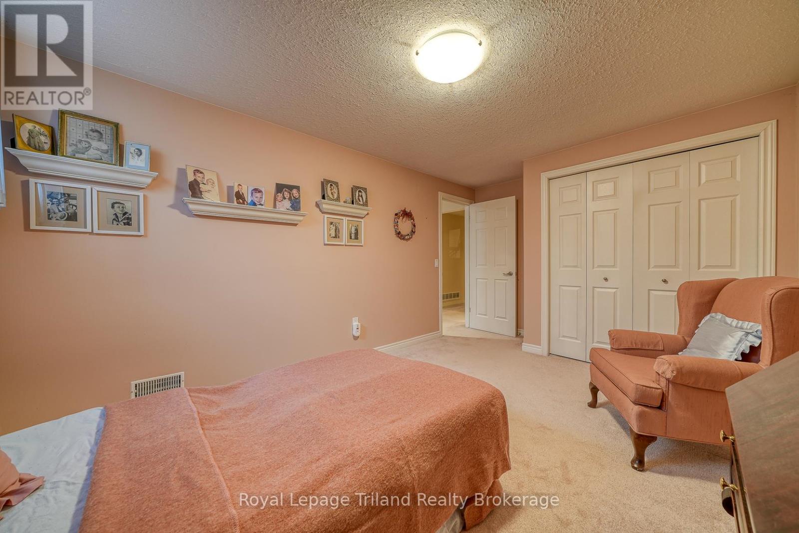 54 - 570 Spitfire Street, Woodstock, Ontario  N4T 0C2 - Photo 39 - X12803474