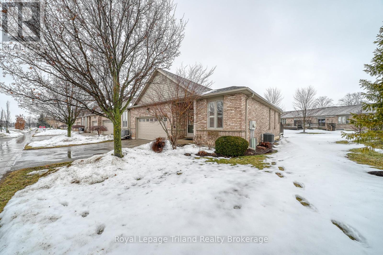 54 - 570 Spitfire Street, Woodstock, Ontario  N4T 0C2 - Photo 48 - X12803474
