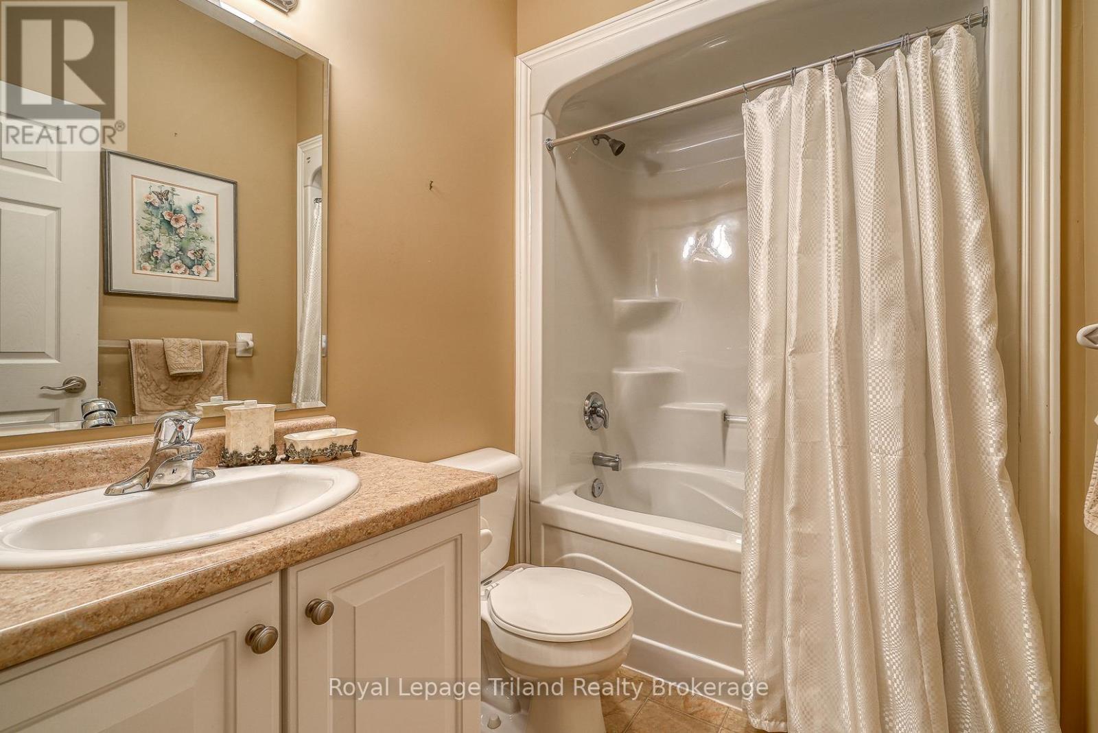 54 - 570 Spitfire Street, Woodstock, Ontario  N4T 0C2 - Photo 8 - X12803474