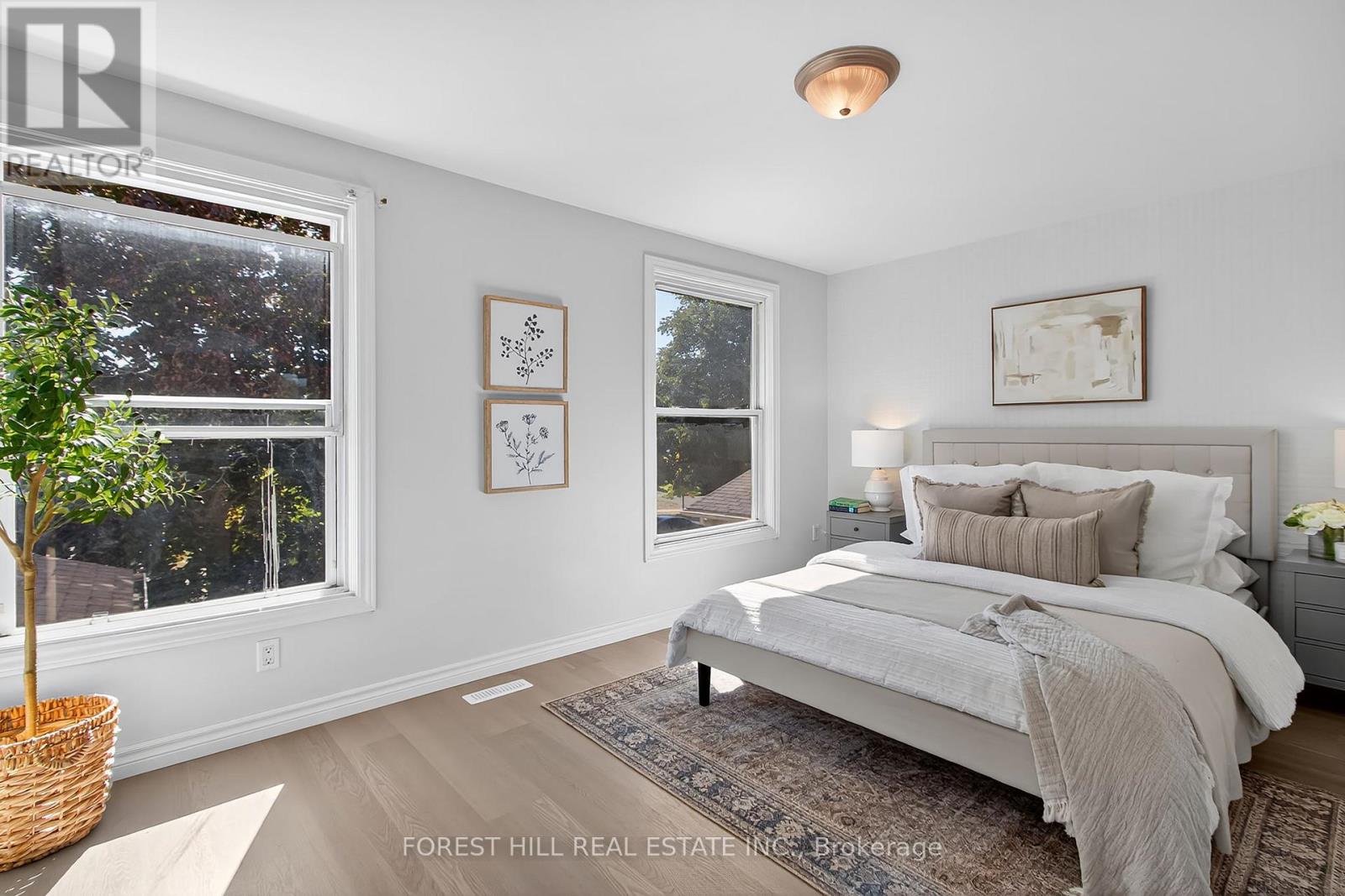 Photo 17 of 34 for 42 Vincent Crescent