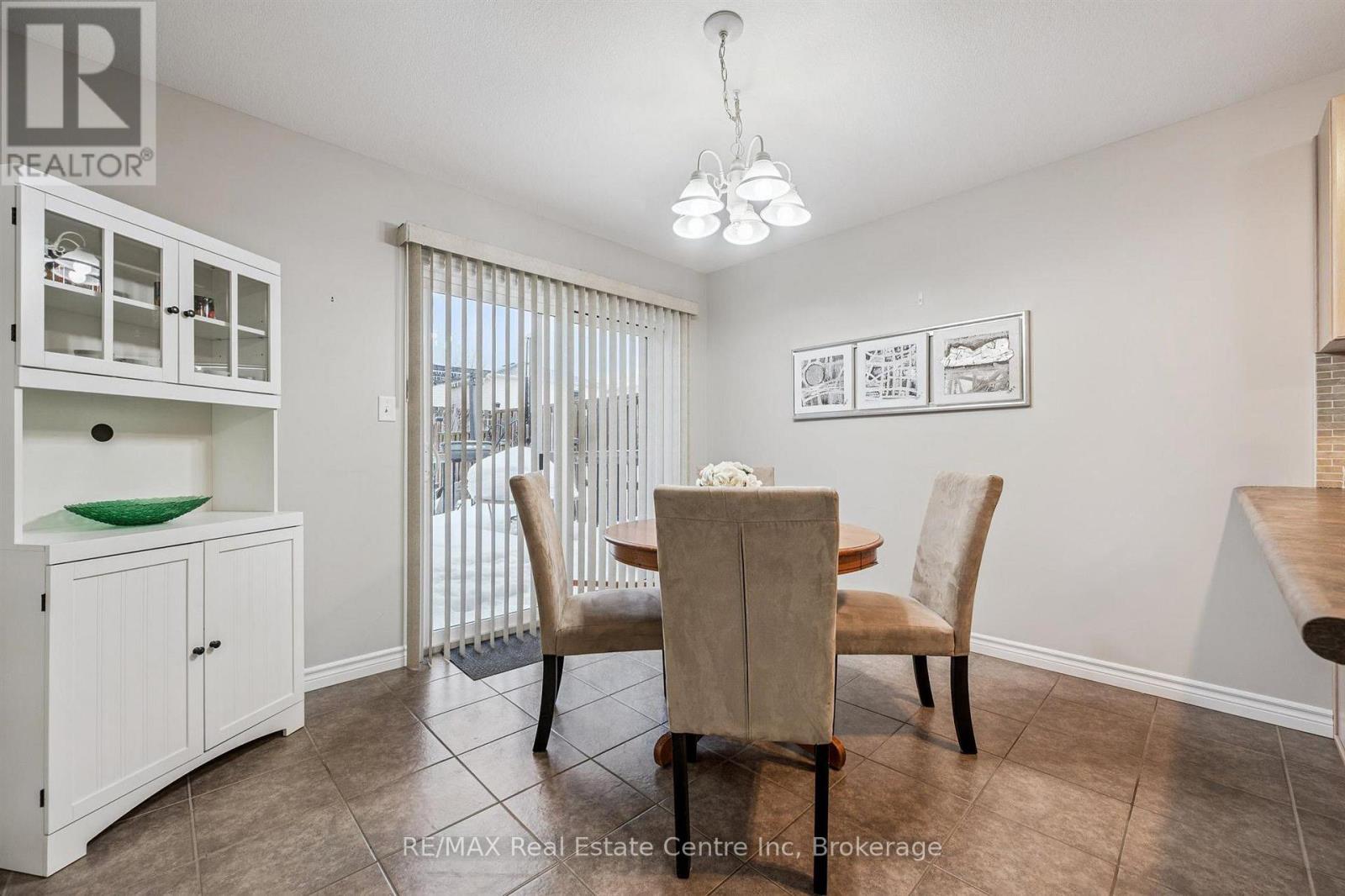 21 Wideman Boulevard, Guelph, Ontario  N1E 0J2 - Photo 6 - X12803530