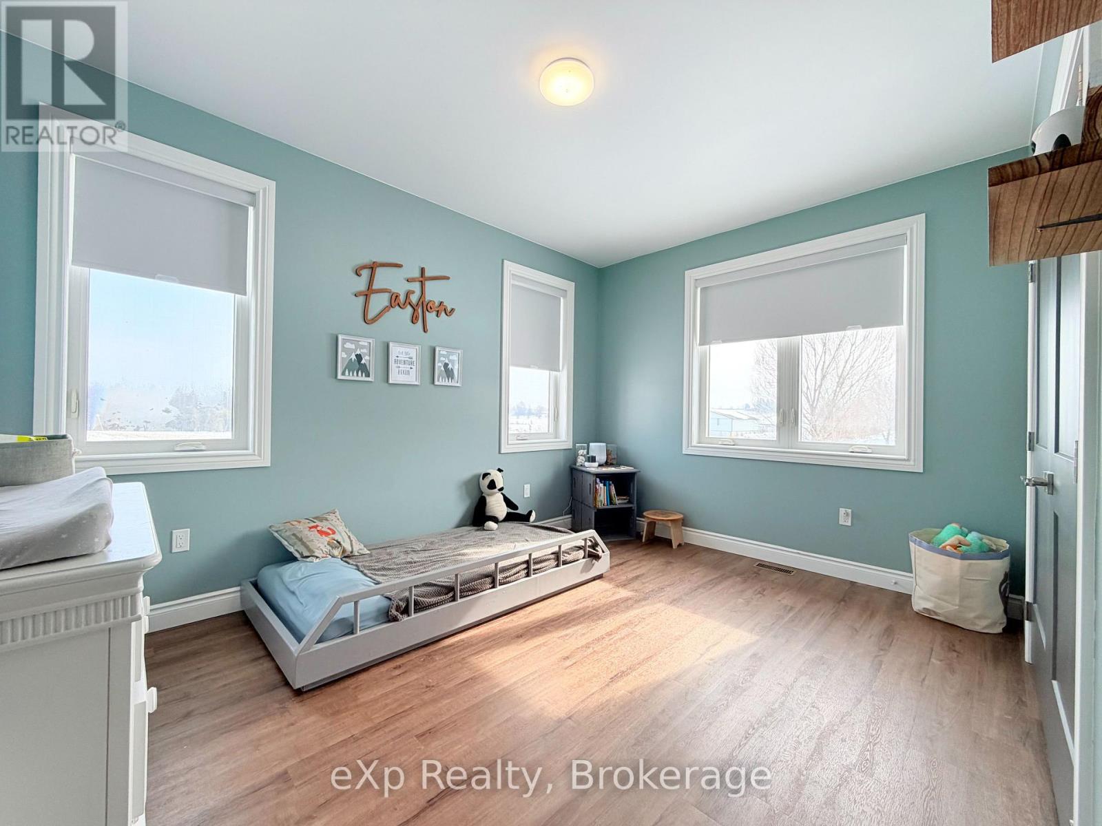 133 Helena Street, West Grey, Ontario  N0B 1C0 - Photo 11 - X12803548