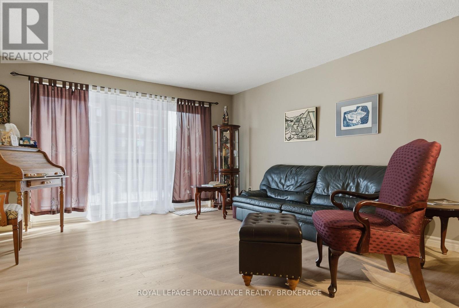 204 - 14 Greenview Drive, Kingston, Ontario  K7M 7T5 - Photo 16 - X12803552