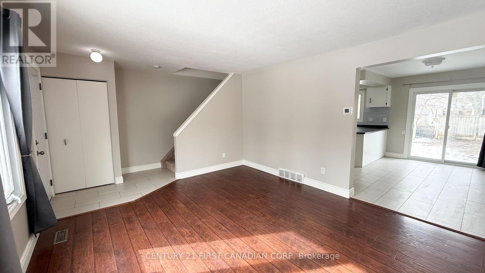 212 Brunswick Crescent, London North, Ontario  N6G 3L2 - Photo 12 - X12803492